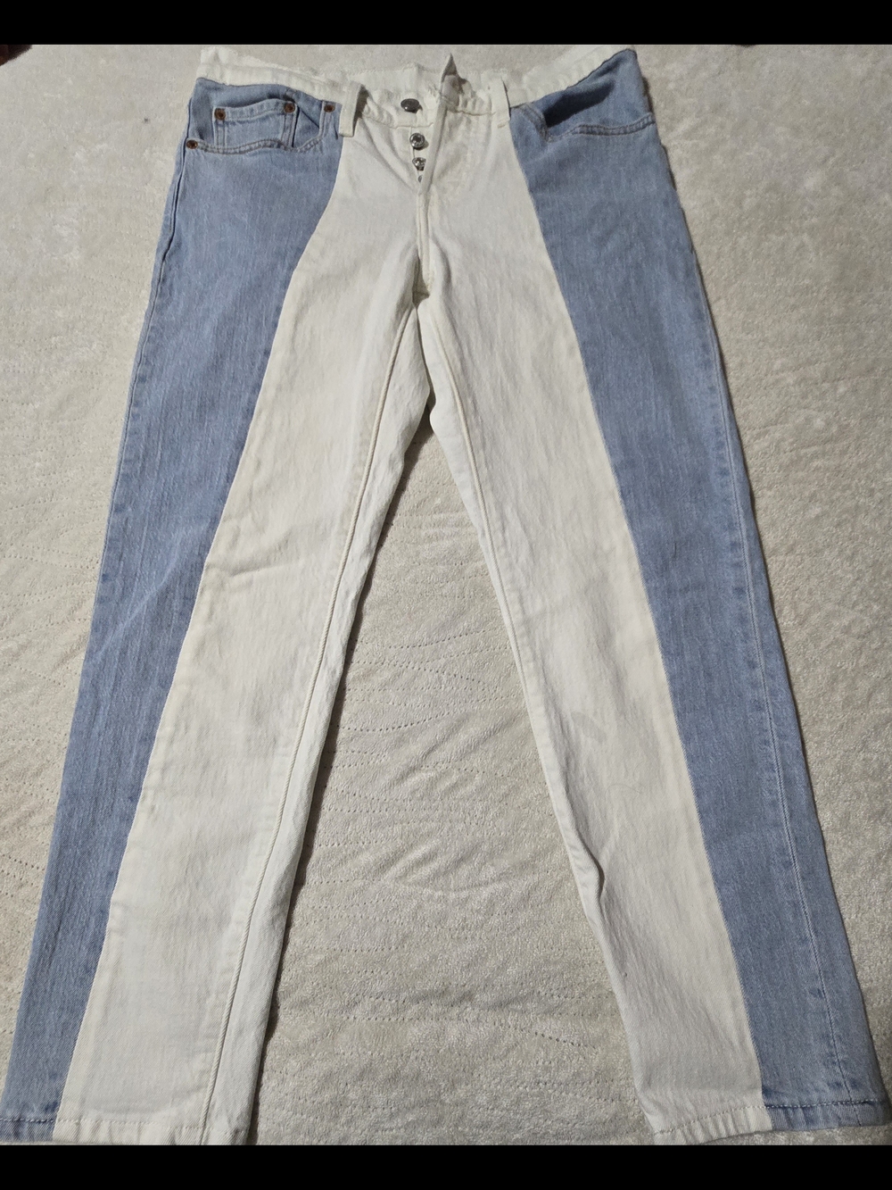 Levi's Two-Tone Skinny Jeans - Light Blue & White